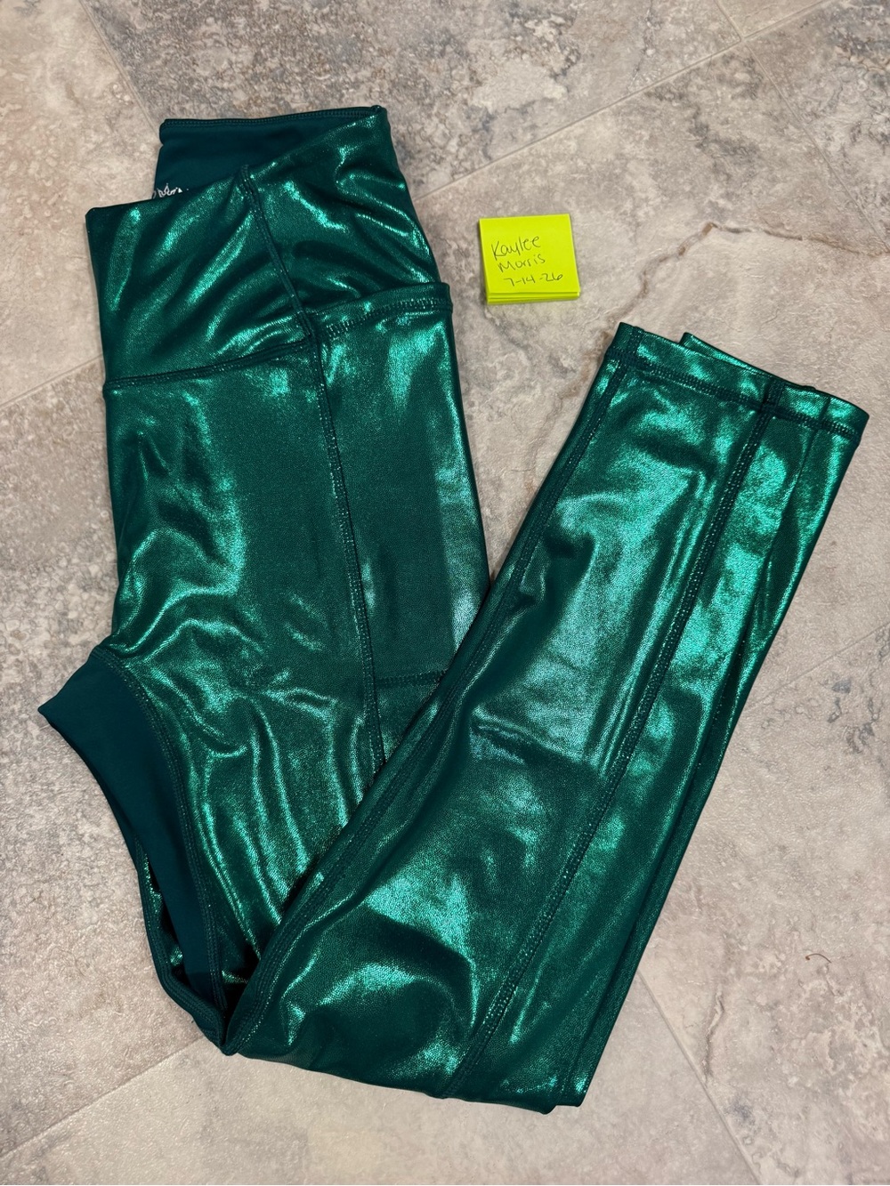 Crowned Athletics emerald leggings